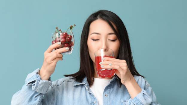 RMF Extra: Najlepszy sok na spokojny sen i zdrowe jelita. Lekarz wskazał