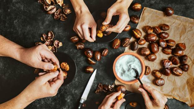 RMF Extra: Jak jeść kasztany jadalne? Pomysły, które zaskoczą znajomych!