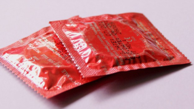 RMF Extra: Mundial 2018: Rosyjska farmaceutka sprzedawała dziurawe prezerwatywy! Wiemy dlaczego...