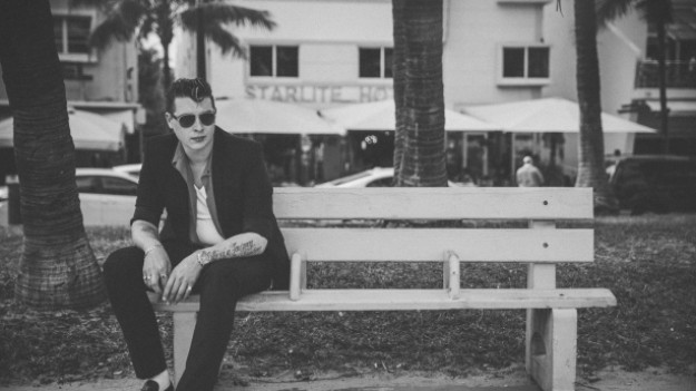 RMF Extra: John Newman: "Revolve" już 16 października! 