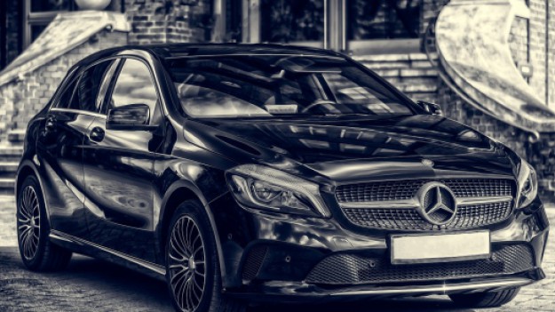 RMF Extra: Zmiana obowiązkowego wyposażenia samochodu! Zobacz, czy twoje auto spełnia wymagania