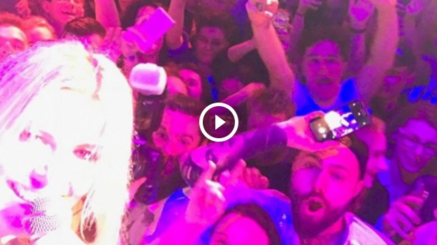 RMF Extra: Mandaryna wróciła na scenę! Zobaczcie jej pierwszy od lat występ