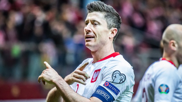 RMF Extra: Robert Lewandowski zostanie odznaczony przez prezydenta. Kapitan reprezentacji otrzyma Order Odrodzenia Polski