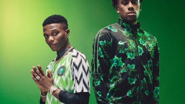 RMF Extra: Koszulki piłkarskie z boiska przechodzą na ulice