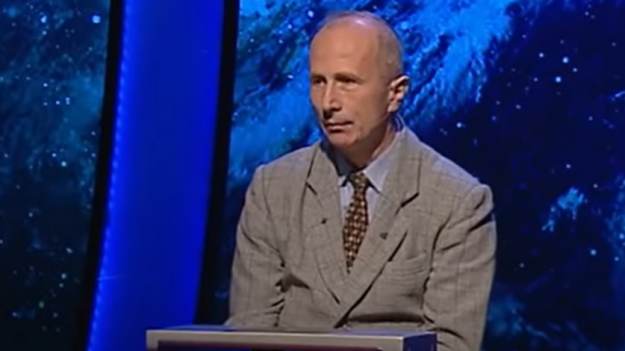 RMF Extra: "Jeden z dziesięciu". Uczestnik naprawdę to zrobił. Tadeusz Sznuk musiał natychmiast zareagować [WIDEO] 