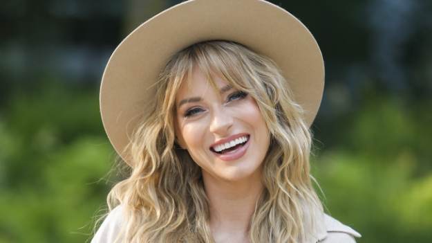 RMF Extra: Marcelina Zawadzka rozpala sieć! Fani: "Boska! Te nogi!" [ZDJĘCIA]