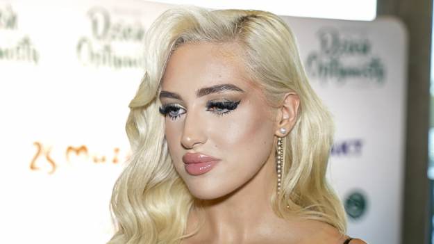 RMF Extra: Caroline Derpienski nie miała łatwego dzieciństwa. "Nie było mi lekko" [WIDEO]