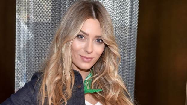 RMF Extra: Partner w nietypowy sposób nakłonił Marcelinę Zawadzką do wyjazdu z Polski. Modelka wszystko zdradziła w sieci