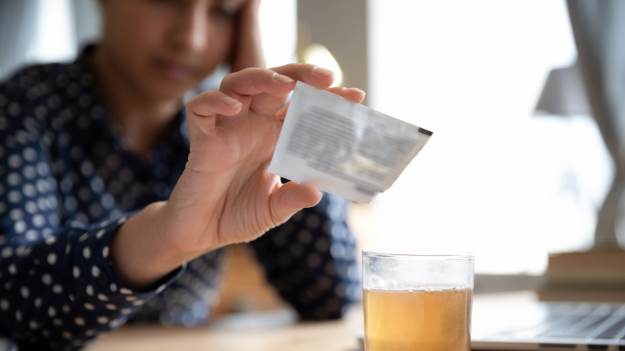 RMF Extra: Lek na przeziębienie i grypę wycofany z obrotu przez GIF. Febrisan znika z aptek. Której serii dotyczy ta decyzja?