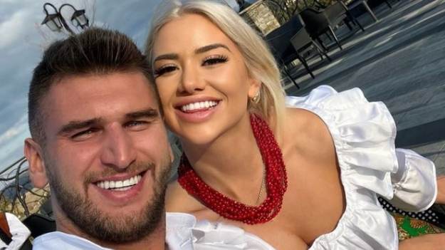 RMF Extra: Josie i Kuba z "Love Island 5" na wyjątkowych fotografiach: "Nie ma nic piękniejszego, jak góralskie wesele" [ZDJĘCIA]