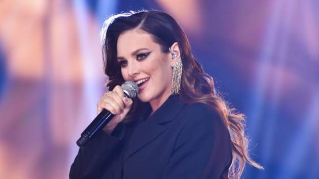 RMF Extra: Ewa Farna nie do poznania! Metamorfoza piosenkarki robi wrażenie. Tak zaprezentowała się w najnowszej sesji foto [ZDJĘCIE]