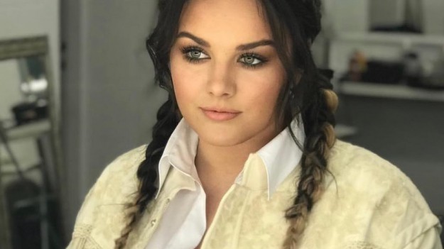 RMF Extra: Ewa Farna dementuje plotki o swojej metamorfozie!