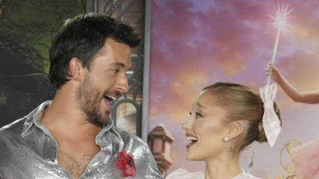 RMF Extra: Ariana Grande i Jonathan Bailey razem. Właśnie ogłoszono