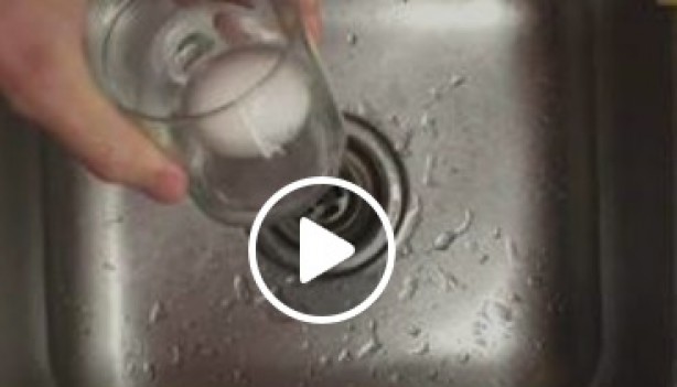 RMF Extra: Obierz jajko w 2 sekundy! 