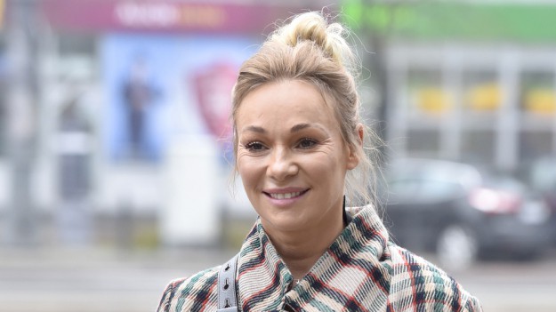 RMF Extra: Sonia Bohosiewicz na odważnych fotografiach. Aktorka zapozowała topless. "Ukrywałam się, bo wiedziałam, że jestem za gruba"