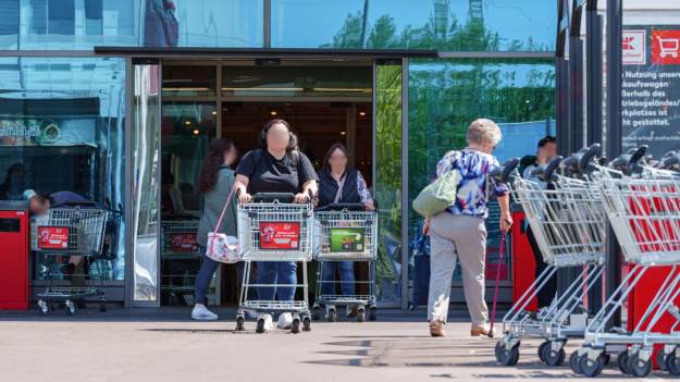 RMF Extra: Ważny komunikat dla klientów. Strajk w dużej sieci marketów