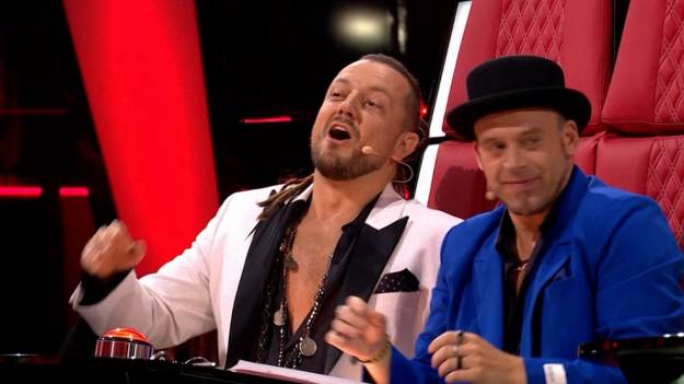 RMF Extra: Odwrócił wszystkie fotele w "The Voice of Poland". Trenerzy byli w szoku, gdy odkryli, kim jest [WIDEO]