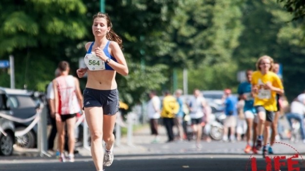 RMF Extra: Life Festival Oświęcim:  Znane osoby na starcie marszu Nordic Walking oraz biegów ulicznych