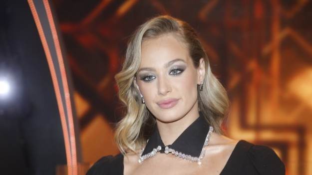 RMF Extra: Wiktoria Gąsiewska w prześwitującej bieliźnie. Zachwytom nie ma końca. "Bogini piękności" [FOTO]