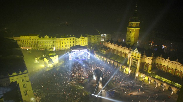 RMF Extra: Sylwester 2018 w Krakowie: Quebonafide i gwiazdy sceny alternatywnej. Lista wykonawców