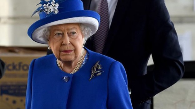 RMF Extra: Lekarz, który znał jeden z największych sekretów królowej Elżbiety, zginął pod kołami ciężarówki