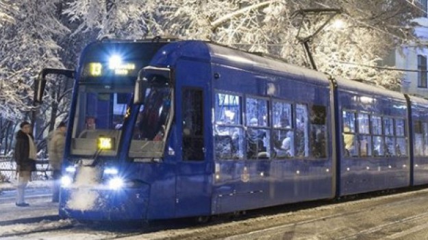 RMF Extra: Prezydent Krakowa apeluje o korzystanie z komunikacji miejskiej w związku ze smogiem