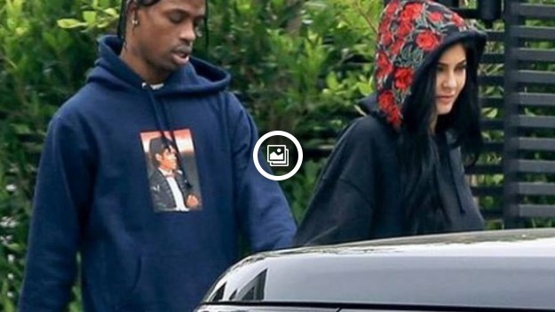 RMF Extra: Przesada? Chłopak Kylie Jenner publicznie obmacuje jej pośladki!