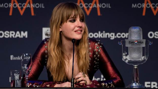 RMF Extra: Victoria de Angelis odsłania ciało w prześwitującej kreacji. Fanom brakuje słów: "Wyjdziesz za mnie?" [FOTO] 