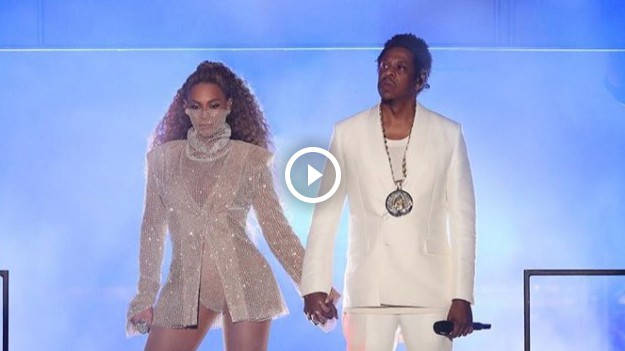 RMF Extra: Beyonce i Jay-Z: Podczas koncertu fan wbiegł na scenę i zaczął szarpać się z artystami [WIDEO]