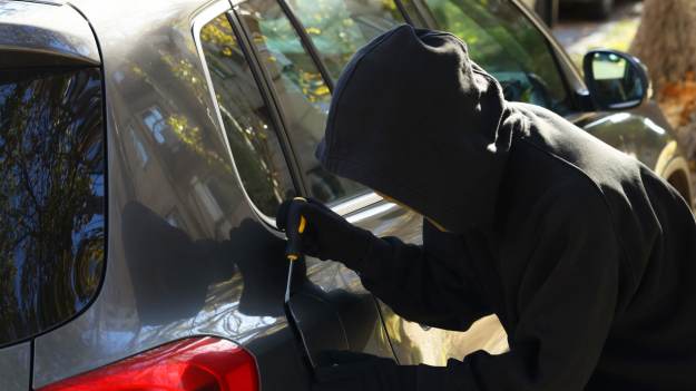 RMF Extra: Nowa moda u złodziei. Kradną jedną część samochodu 