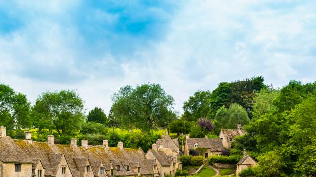 RMF Extra: Wybrano najpiękniejsze wsie na świecie. Prestiżowy ranking "Forbes"