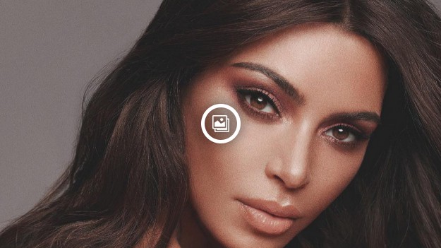 RMF Extra: Kim Kardashian pokazała rodzinne zdjęcie. Podpis opowiada całą jego historię