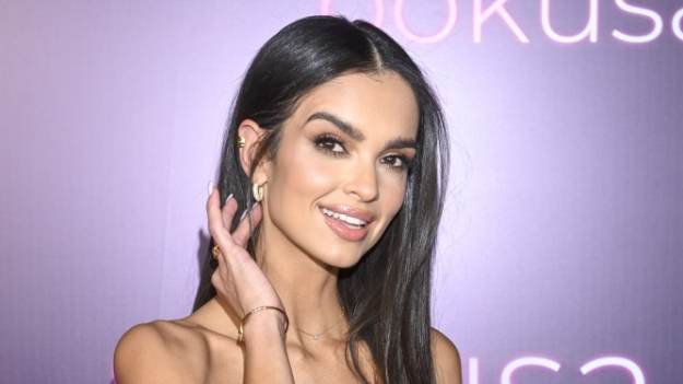 RMF Extra: Klaudia El Dursi chciała nagrać gorący filmik i... wpadka! "Instagram kontra rzeczywistość" [WIDEO]