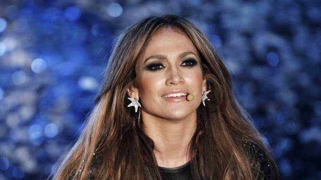 RMF Extra: Jennifer Lopez w koronkowej bieliźnie. 53-letnia artystka pokazała zmysłowe fotografie [FOTO] 