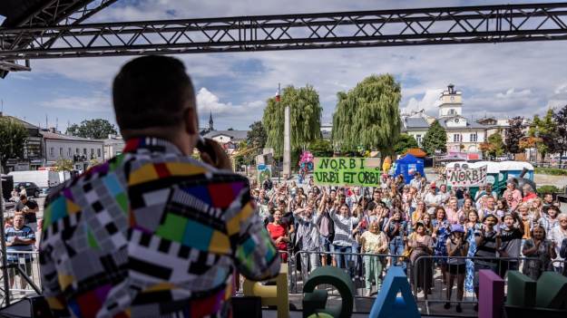 RMF Extra: Polacy pokochali ten komediowy serial. Teraz będzie dostępny na Comedy Central