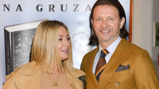 RMF Extra: Majdanowie na rodzinnych kadrach. Radosław pokazał zdjęcia z mamą, a skomentowała je również Małgorzata Rozenek. Te słowa oznaczają tylko jedno! 