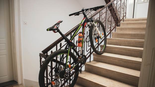 RMF Extra: Mieszkasz w bloku? Za bałagan na klatce schodowej zapłacisz nawet 30 tys. zł