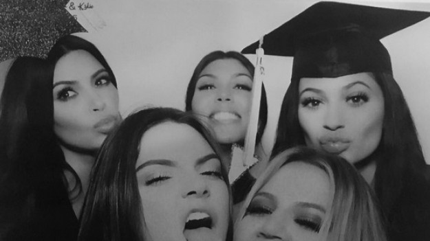 RMF Extra: Kim Kardashian: Dumna ze swoich sióstr! 