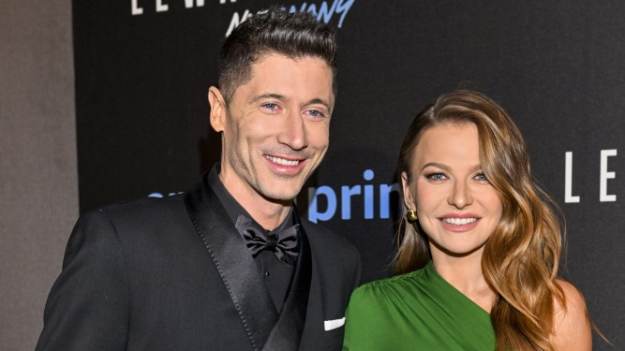 RMF Extra: Anna Lewandowska pokazała twarze córek! "Moje skarby" [ZDJĘCIE]