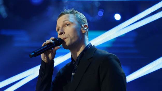 RMF Extra: Te piosenki łączą pokolenia i wciąż zachwycają. Igor Herbut w projekcie „Grechuta Herbuta”. Relacja z koncertu