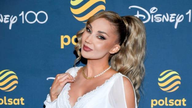 RMF Extra: Cleo jako elfka? Do sieci trafiły niezwykłe zdjęcia. "Jedna z twoich piękniejszych sesji" [FOTO] 