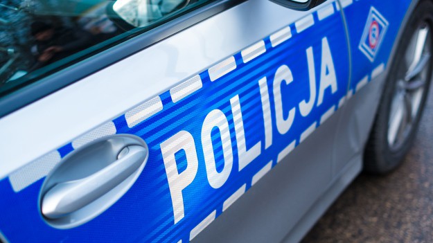 RMF Extra: Śmiertelny wypadek w Leśniewie. Woźnica wypadł z wozu, koń przeciągnął go kilkanaście metrów po asfalcie