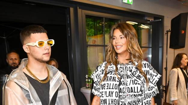 RMF Extra: Syn Górniak ma niesamowity głos. Posłuchaj, jak Allan zaśpiewał przebój Sinatry. „Zaniemówiłam z wrażenia”