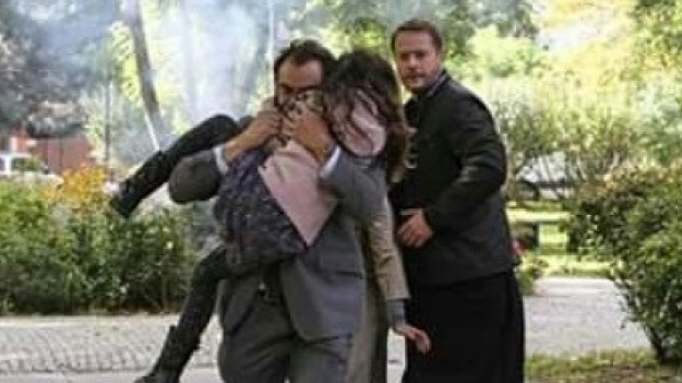 RMF Extra: Skandal w serialu "Ojciec Mateusz": Muzułmański uchodźca zaplanował atak terrorystyczny i podłożył bombę!