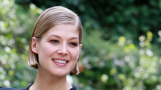 RMF Extra: "Radioactive". Rosamund Pike wcieli się w postać Marii Skłodowskiej-Curie!