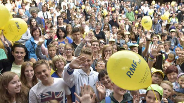 RMF Extra: #FriendsDay:‬ Facebook świętuje 12. urodziny i Dzień Przyjaciela!