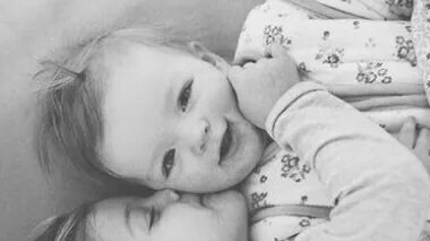 RMF Extra: Cała Polska pomaga małemu chłopcu! Dwuletni Dominik został bez mamy!