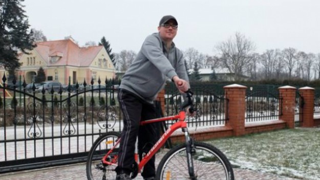 RMF Extra: Przejedzie rowerem całą Polskę zanim straci wzrok! 
