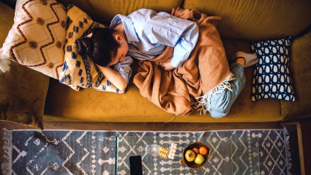 Regularnie zasypiasz na kanapie przed..