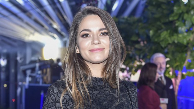 RMF Extra: Karolina Sawka już po ślubie? Pod fotografią aktorki w białej sukni posypały się gratulacje!